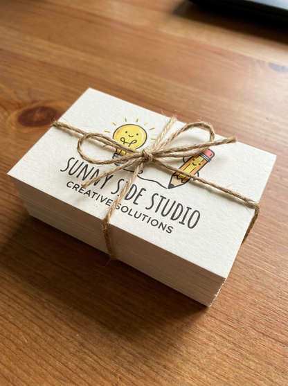 Klassieke visitekaartjes - Formaat: 8,5 x 5,5 cm - dubbelzijdig Full colour 4/4 - Aantal: 100 stuks.